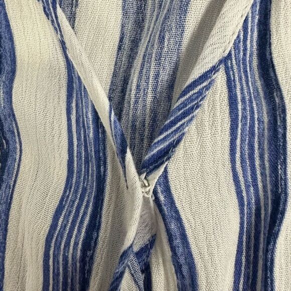 Chico’s Striped Gaucho jumpsuit size 8 Blue White Sleeveless - Picture 9 of 10